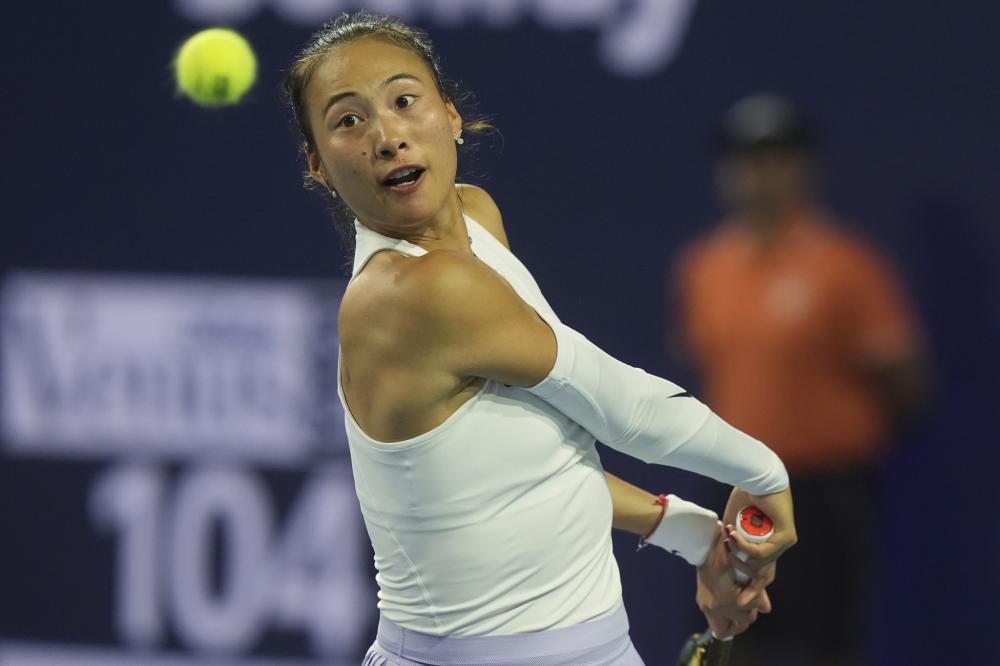 马卡：因负面争议，博阿滕在巴萨进行教练课程时遭球迷批评